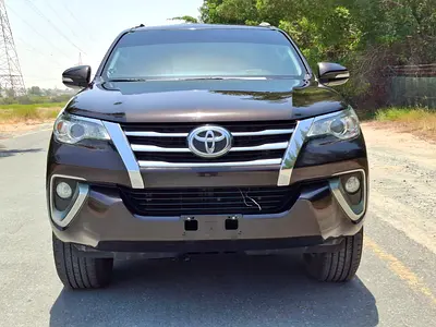 2016 Toyota FORTUNER — фото 3