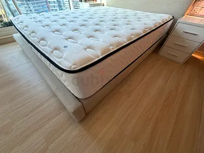 Mattress Queen size