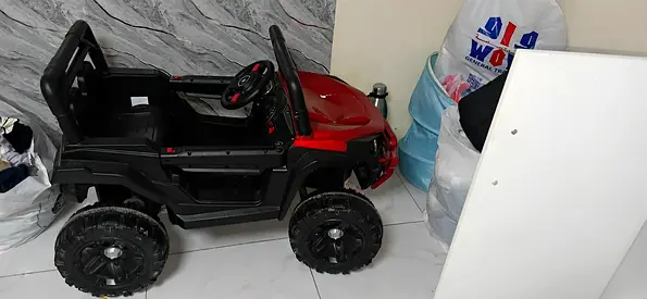 Red 12V Ride-On Jeep for Kids — Good Working Condition