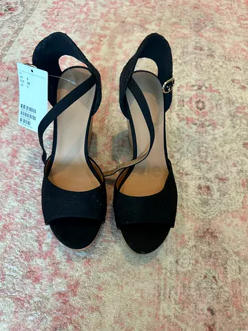 Black suede open-toe heeled sandals - size 38