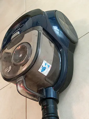 Philips Vacuum Cleaner 1700W