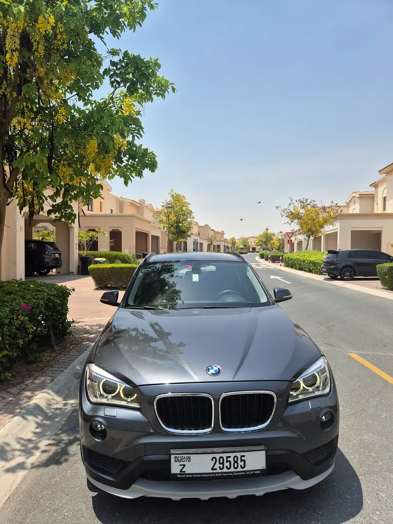 BMW X1 2014 — photo 1 of 10
