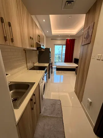 HIGHER FLOOR | CANAL VIEW | 4-STAR RATING BUILDING |