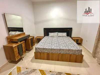 Sharjah, Muwaileh: One bedroom, living room, kitchen, two bathrooms, and a balcony. Large area. Price: 4000 AED, including internet and gym access.