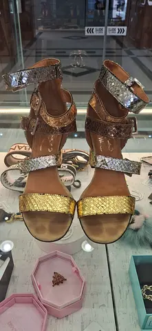 Womens Metallic Snakeskin Pattern Sandals