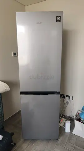Hitachi bottom freezer fridge latest model