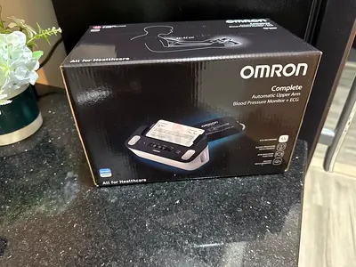 Omron Complete Automatic Upper Arm Blood Pressure Monitor + ECG - Brand New in Box