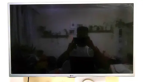 LG 32-inch Smart LED LCD TV - Good Working Condition