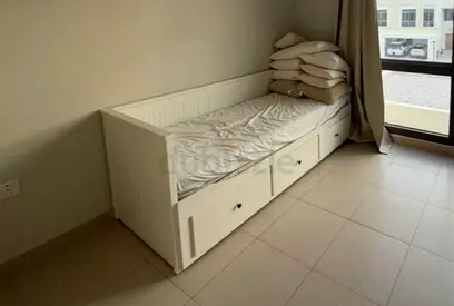 Ikea Day bed with two mettreses available in perfect