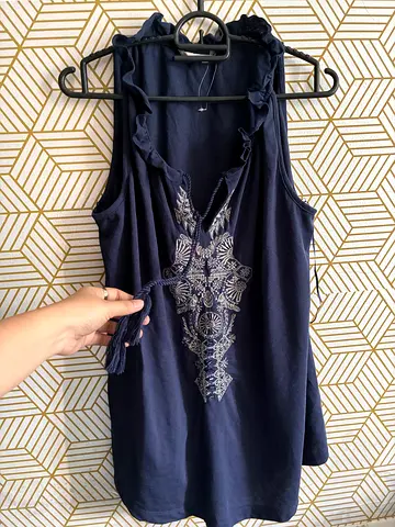Preloved Navy Blue Sleeveless Tunic Top with Embroidered Front