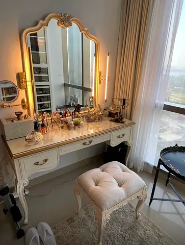Beauty Vanity Antique Style+ Thick Glass Top Included