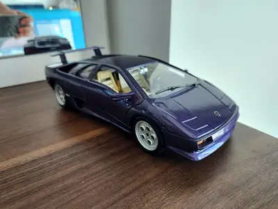 Lamborghini  burago 1:18 Italy