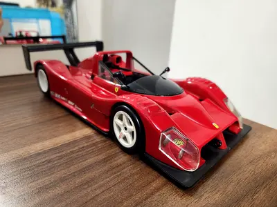 Ferrari 333 sp escale 1:18 Hotwheels