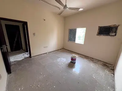اقل الاسعار للايجار المويهات٣ غرفتين وصاله وموزع بين الغرف وموقع متميز