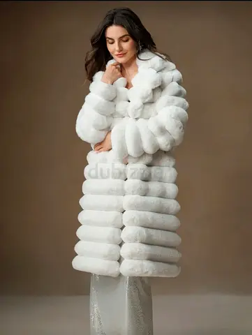 Luxury Faux Fur Winter Coat Size P Like New