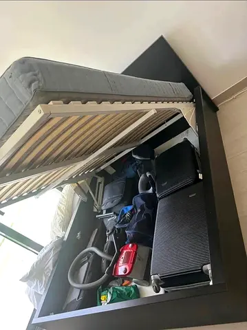 Ikea Hydraulic Queen size 160×200 bed with mattress available in perfect condition