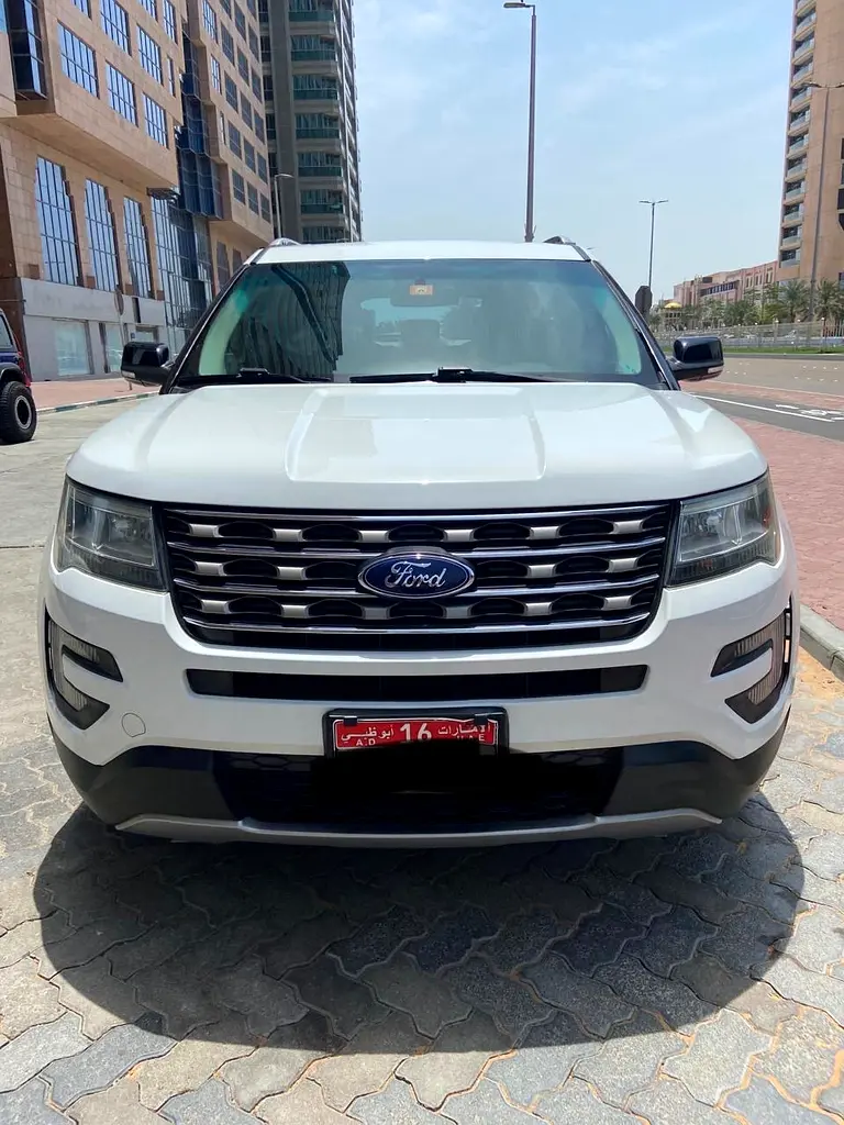 Ford Explorer 2016 — photo 1 of 14