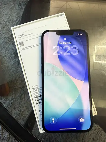 iPhone 16e