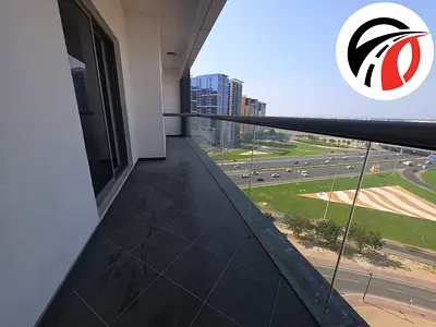 Ocean view, 2-bedroom apartment, close to the metro, with all the amenities.