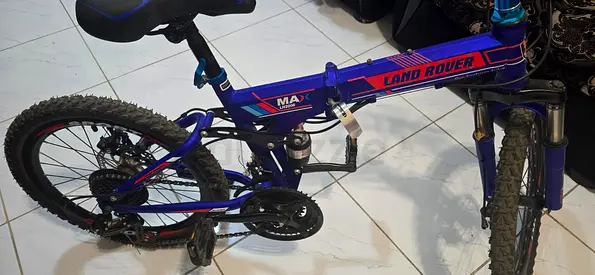FOLDABLE BICYCLE