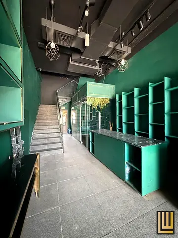Fitted Shop with Mezzanine | Near Kite Beach | Umm Suqeim 1, Jumeirah