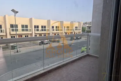 3bed room villa for sale in warsan village