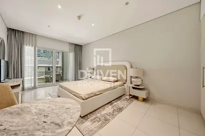 Prime Unit | Prestigious Location | Vacant