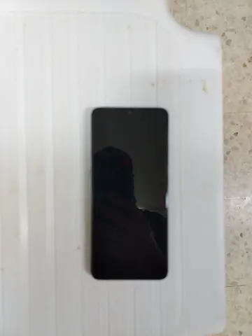 Motorola G06 power under warranty