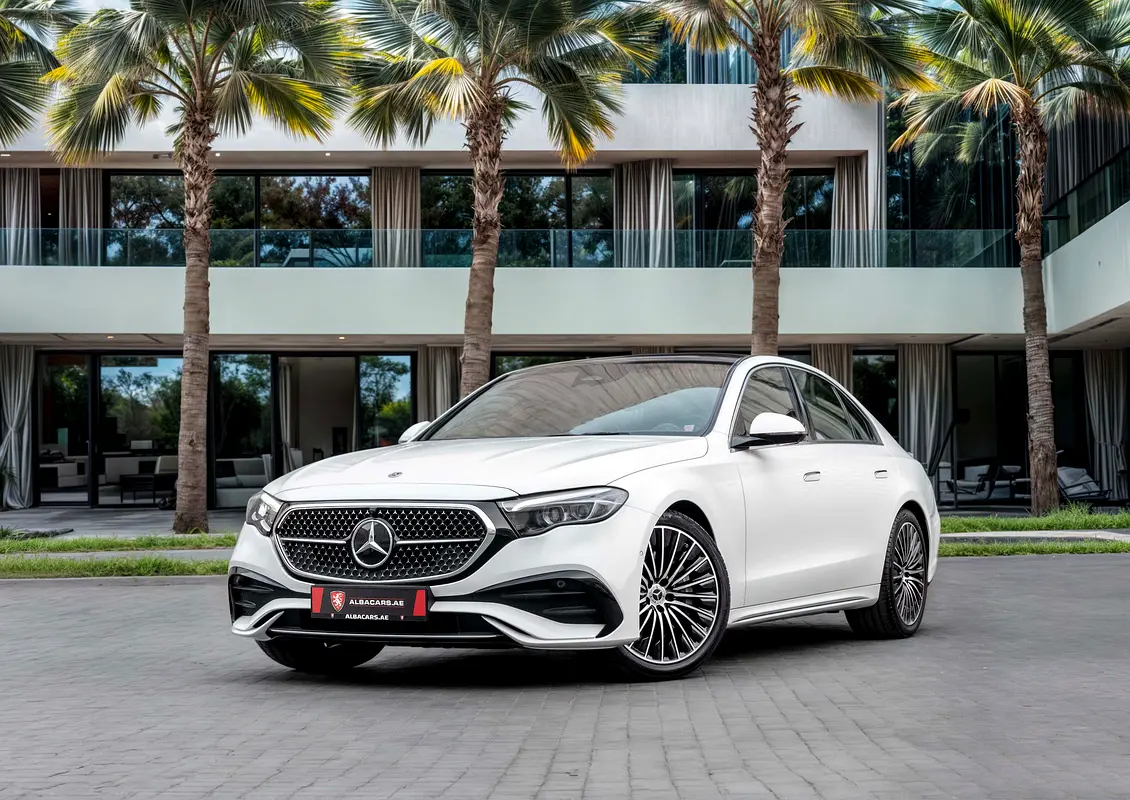 Mercedes-Benz E-Class 2026 — photo 1 of 15