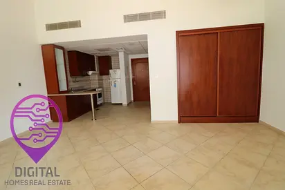 Beautiful-Ready to move-maintained