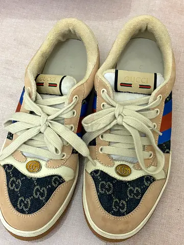 Gucci original sneakers shoes SCREENER mint condition pick up cash alwarqaa