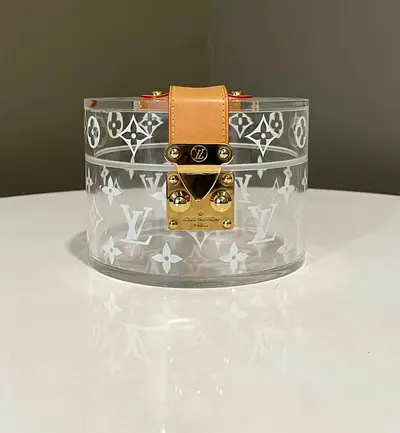 Louis vuitton Box Scott in transparent plexiglass