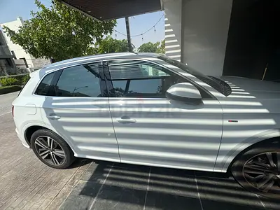 In Excellent Condition, Full Agency Service, Audi Q5 45 TFSI Quattro S Line 2020 | GCC Specs |