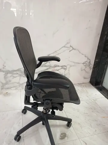 Herman Miller Aeron Office Chair Type B And C for sale excellent condition