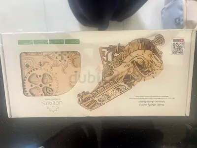 UGEARS Wooden Mechanical Model Kit — New in Box (Guitar/Mechanical Puzzle)