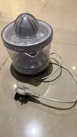 Citrus juicer