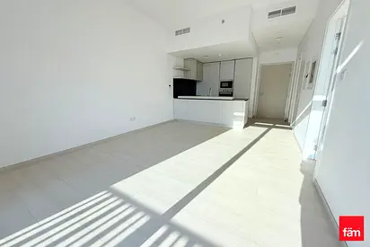 Fitted Kitchen garden view premium building