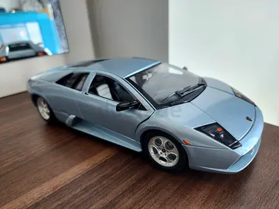 Lamborghini  burago 1:18 Italy
