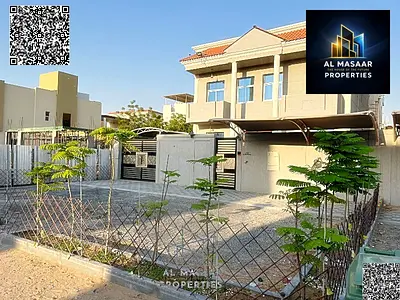 فيلا فاخرة مكونة من ثلاث غرف نوم وصالة مطبخ وغرفة خادمه وجلسه خارجيه للإيجار بالقرب من الطريق السريع E311