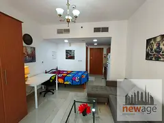 Luxury Furnished | Bright Studio | Lake View