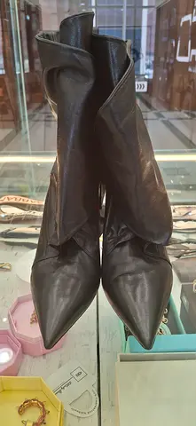 Black Leather Pointed Toe Boots