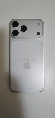 IPhone 17 Pro Max Silver