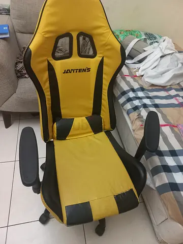 Gaming chair