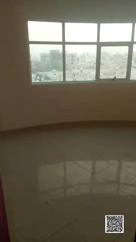 📍 للإيجار السنوي  في عجمان   غرفه وصاله مساحه واسعه لمده محدود السعر28000  📌 الموقع:النعيميه 2 قريب شارع الكويت