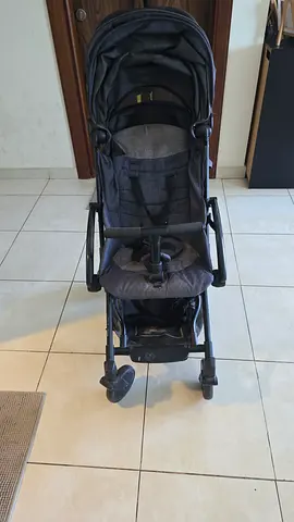 Lightweight standard baby stroller, gently used, perfect condition