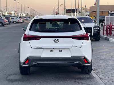 صورة 5 لـ 2023 Lexus UX-SERIES