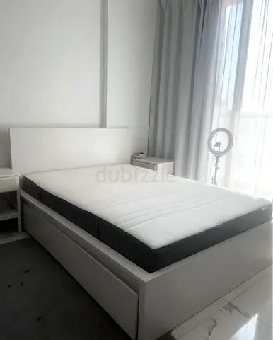 Ikea malm double bed with ikea mattress like new 140*200