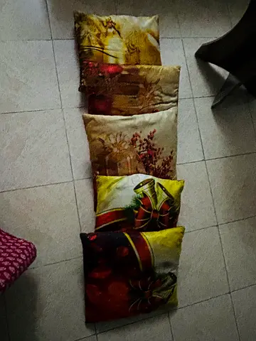 Christmas themed Set of 5 Decorative Cushions with Floral/Patterned Covers
