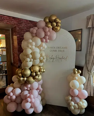 Balloons decorations services Available