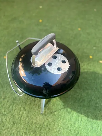Portable Weber Kettle Charcoal Grill with Lid — Compact BBQ for Patio/Beach